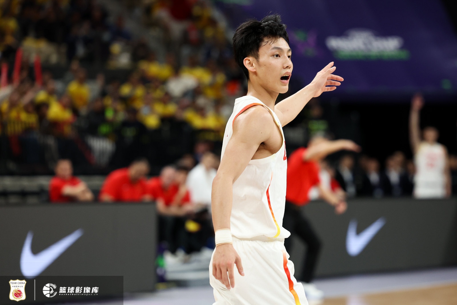 首發(fā)出戰(zhàn)不在狀態(tài)！徐杰全場3中0沒得分 拿到3板1助2斷另2失誤